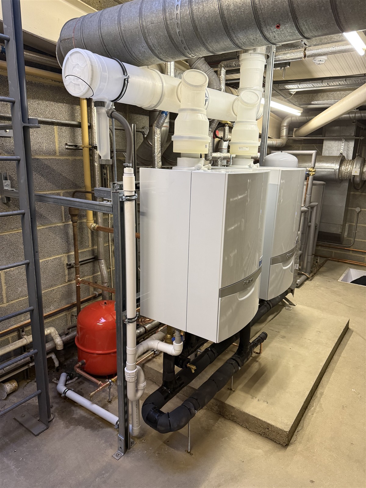 Twin commercial boiler installation in an Oxfordshire plant room